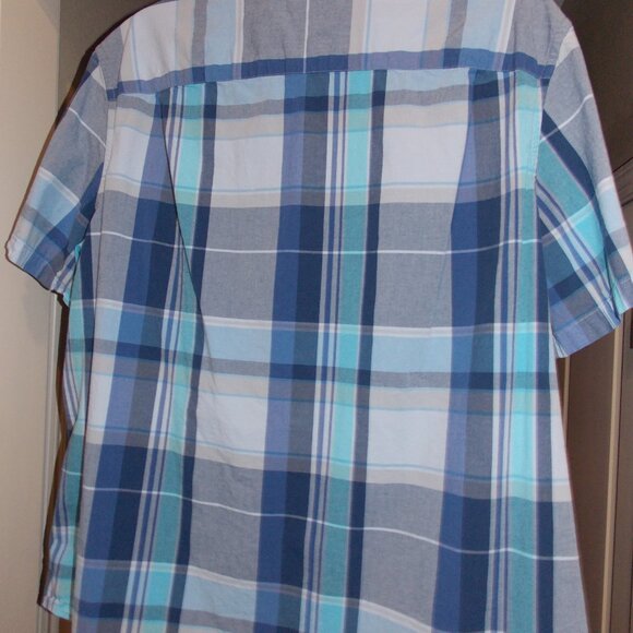 The Foundry Supply Co. Plaid Short Sleeve Buttonup  Size 3XLT - Picture 5 of 6